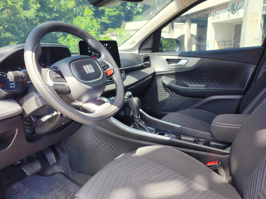 fiat fastback 1.0 turbo 200 flex audace cvt 23/24 seminovo5