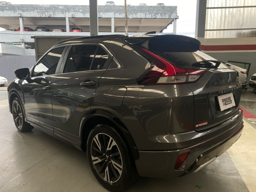mitsubishi eclipse cross 1.5 mivec turbo gasolina hpe cvt 23/24 seminovo3