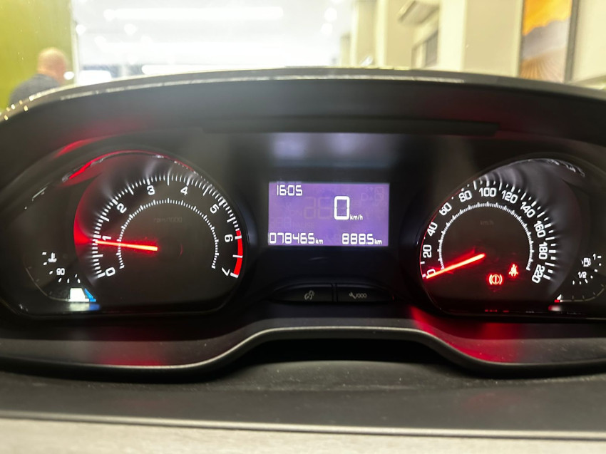 peugeot 208 1.2 allure 12v flex 4p man 17/18 seminovo12