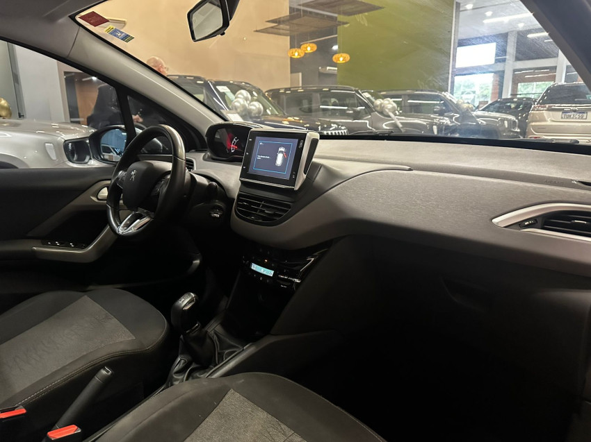 peugeot 208 1.2 allure 12v flex 4p man 17/18 seminovo7