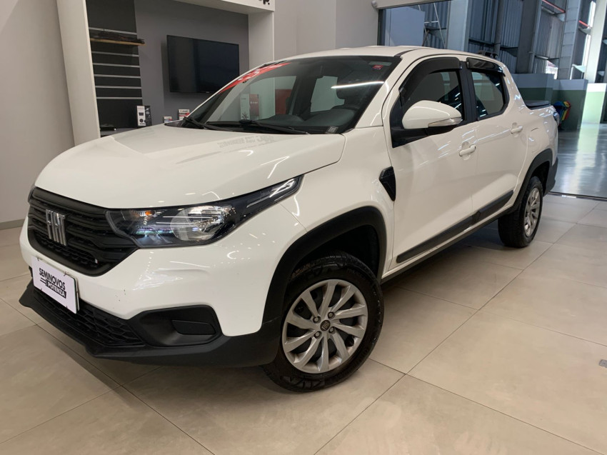 fiat strada 1.3 firefly flex freedom cd man 24/25 seminovo