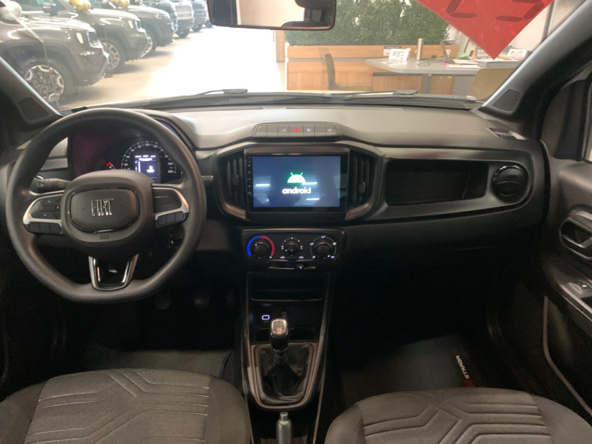 fiat strada 1.3 firefly flex freedom cd man 24/25 seminovo7