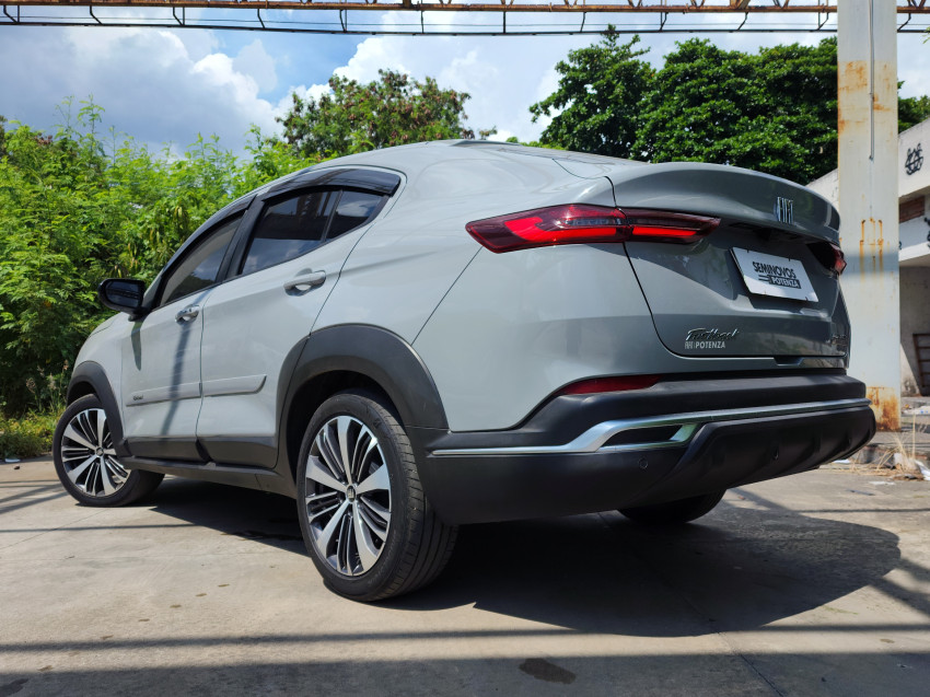 fiat fastback 1.0 turbo 200 hybrid audace cvt 24/25 seminovo4