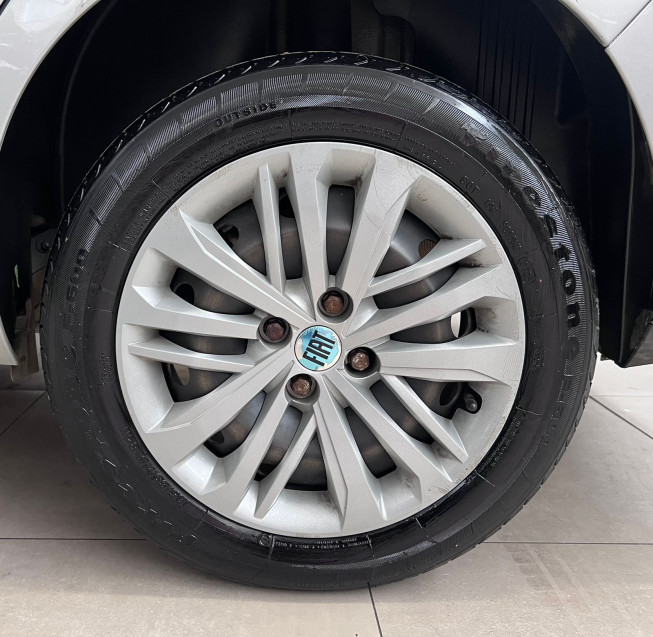 fiat cronos 1.3 firefly flex drive man 23/24 seminovo10