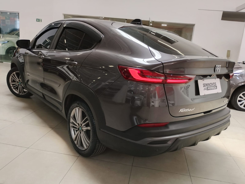 fiat fastback 1.0 turbo 200 flex cvt 24/25 seminovo5