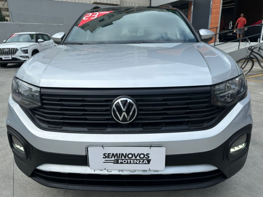 volkswagen t-cross 1.0 200 tsi total flex sense at 22/23 seminovo