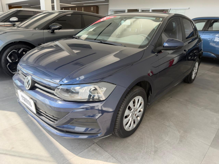 volkswagen polo 1.0 mpi total flex man 18/18 seminovo