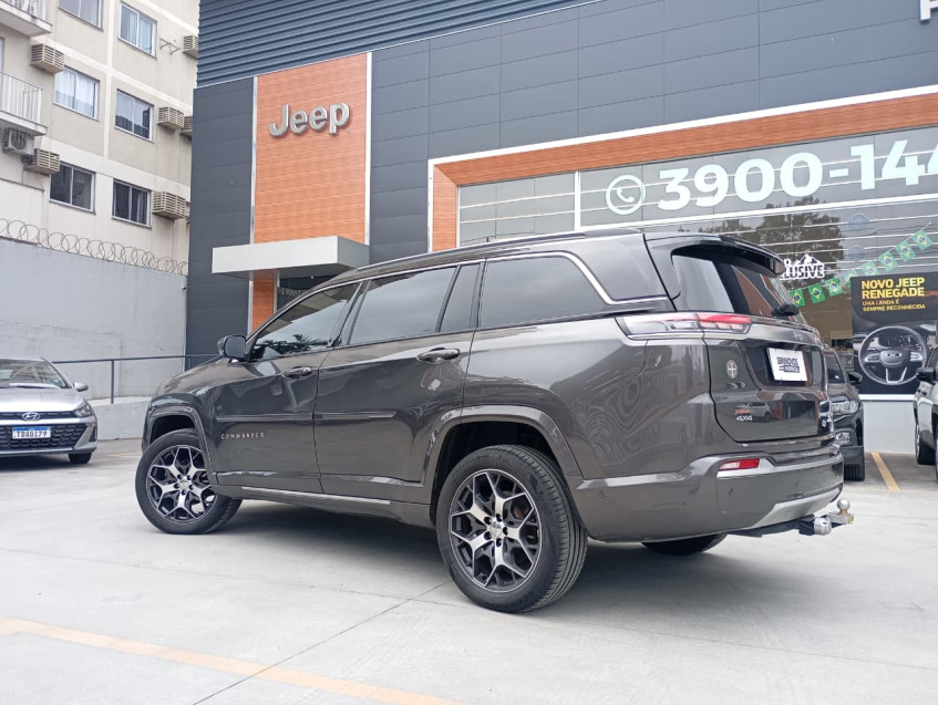 jeep commander 2.0 td380 turbo diesel overland at9 24/25 seminovo5