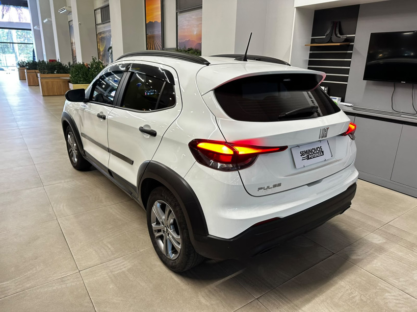 fiat pulse 1.3 manual flex hatch drive baixa km super novo5