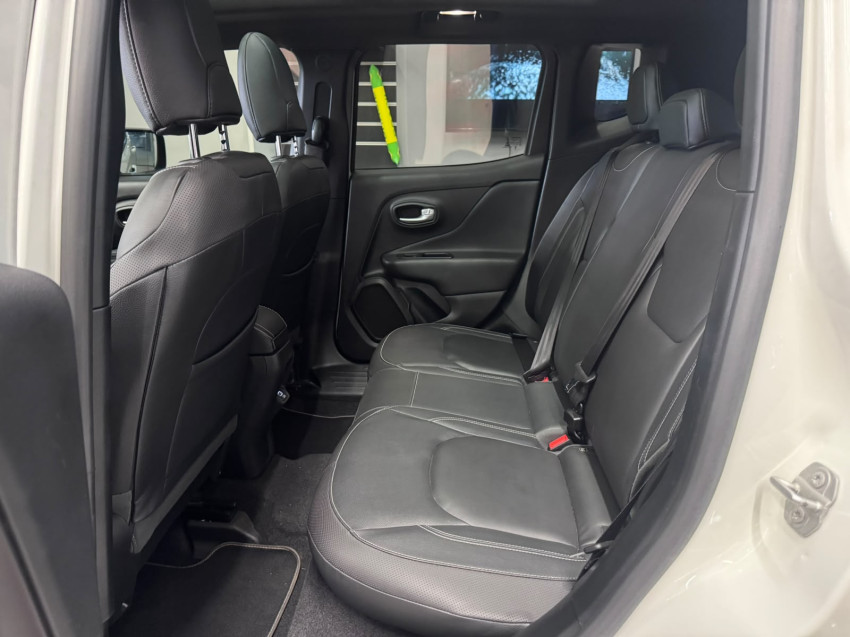 jeep renegade s turbo 4x4 flex automatico com teto solar t270 baixa km de garagem muito novo10