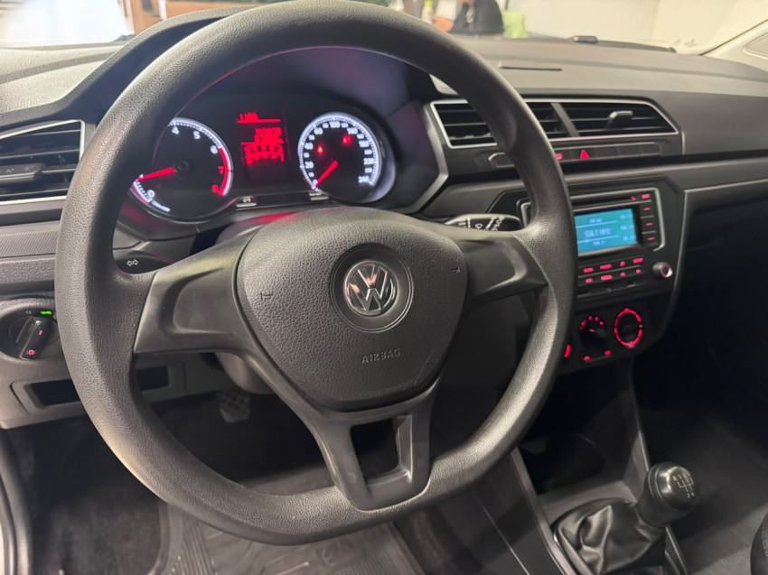 vw volkswagen gol 1.6 msi completo baixa km revisado cambio manual ano 2022 super novo9