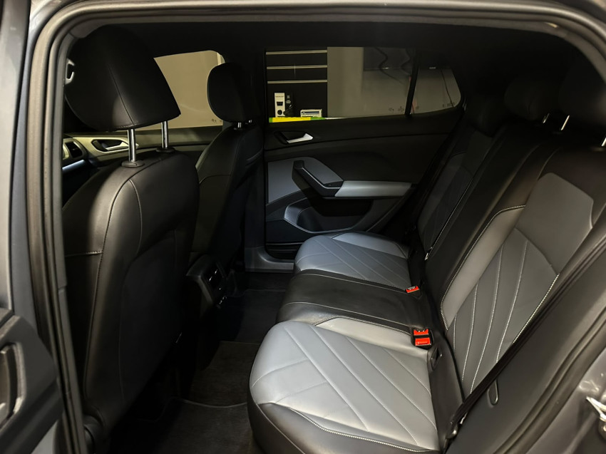 vw volkswagen tcross t-cross confortline automatico flex turbo 200tsi apenas 8 mil kms garantia fabrica11