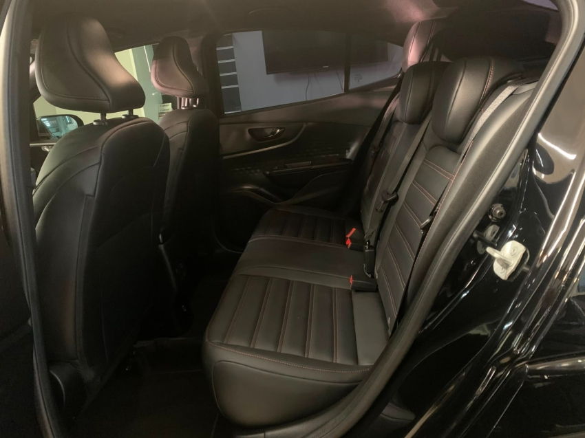 fiat fastback abarth turbo sport escapamento duplo original baixa km automatico10