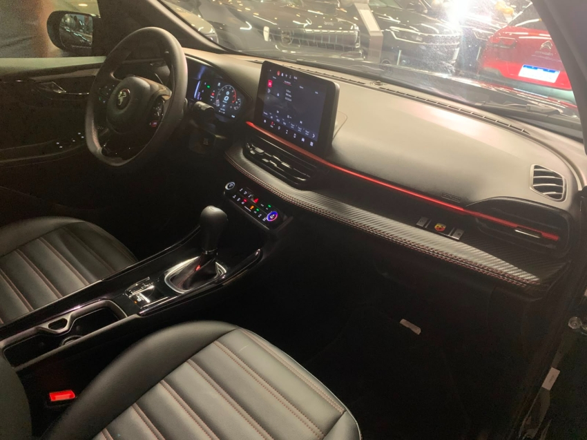 fiat fastback abarth turbo sport escapamento duplo original baixa km automatico9