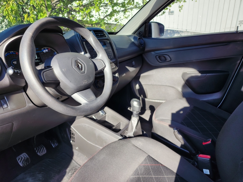 kwid 1.0 12v sce flex zen - novo demais!!!7