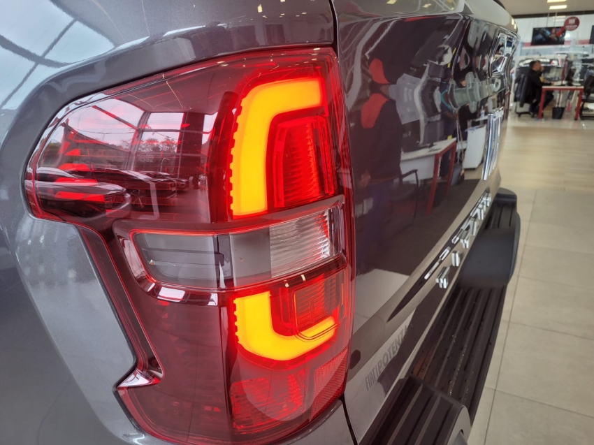 fiat titano 2.2 turbo diesel ranch 4x4 at8 25/26 seminovo11
