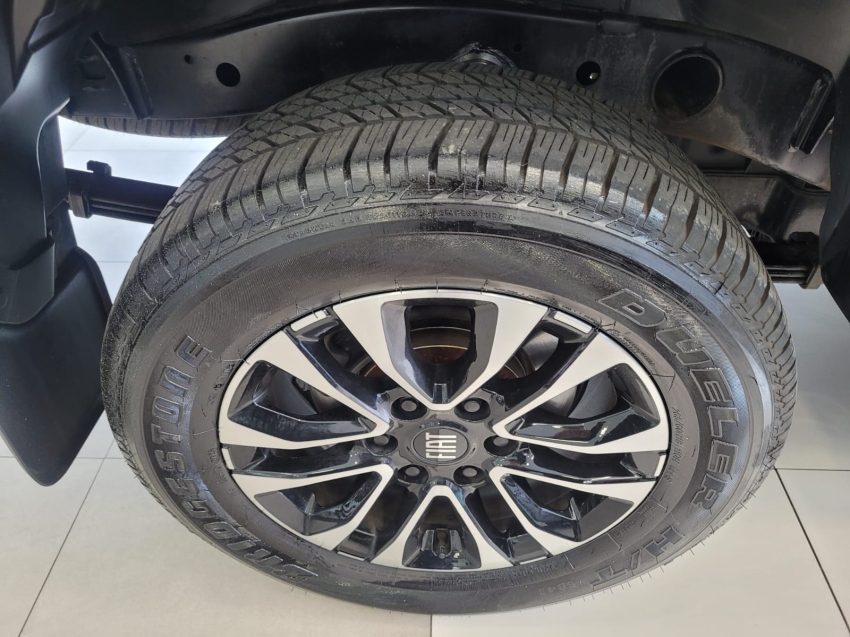 fiat titano 2.2 turbo diesel ranch 4x4 at8 25/26 seminovo8