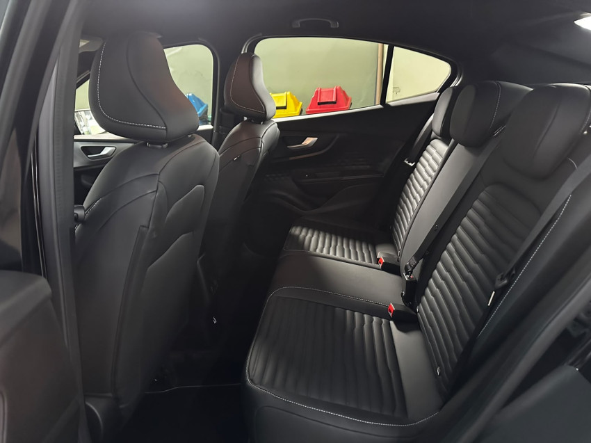 fiat fastback 1.3 turbo 270 flex limited edition at6 24/25 seminovo10