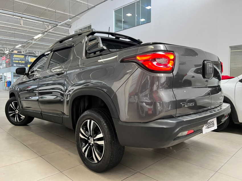 FIAT TORO 1.3 TURBO 270 FLEX FREEDOM AT6 21/22 SEMINOVO5