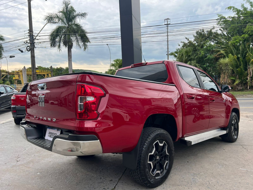 fiat titano 2.2 turbo diesel volcano 4x4 at6 24/25 seminovo4