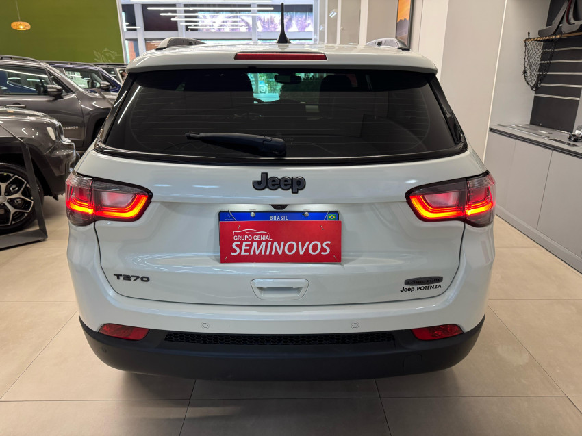 jeep compass 1.3 t270 turbo flex longitude at6 4p automatico 2022 jeep compass 1.3 t270 turbo flex longitude at6 4p automatico 2022