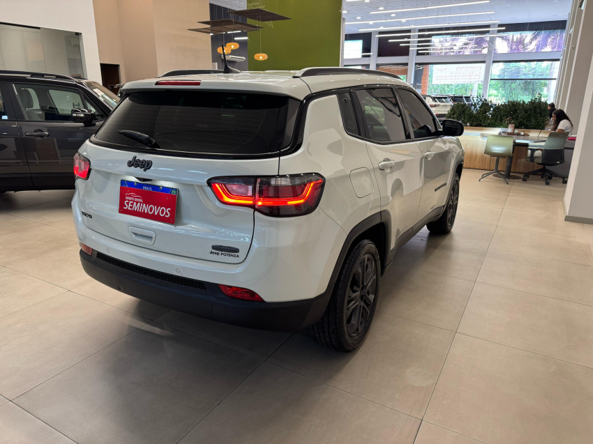 jeep compass 1.3 t270 turbo flex longitude at6 4p automatico 2022 jeep compass 1.3 t270 turbo flex longitude at6 4p automatico 2022