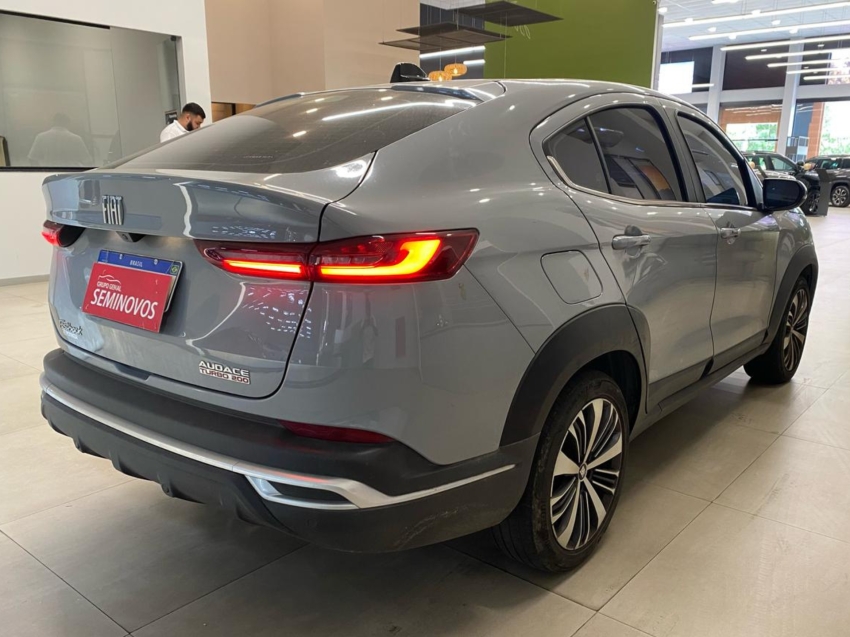 fiat fastback 1.0 turbo 200 flex audace cvt 4p automatico 2023 fiat fastback 1.0 turbo 200 flex audace cvt 4p automatico 2023