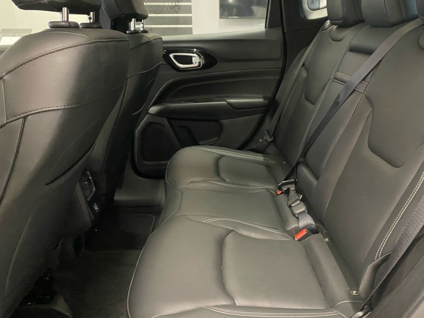 jeep compass 1.3 t270 turbo flex s at6 4p automatico 2025 jeep compass 1.3 t270 turbo flex s at6 4p automatico 2025