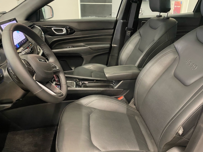 jeep compass 1.3 t270 turbo flex s at6 4p automatico 2025 jeep compass 1.3 t270 turbo flex s at6 4p automatico 2025