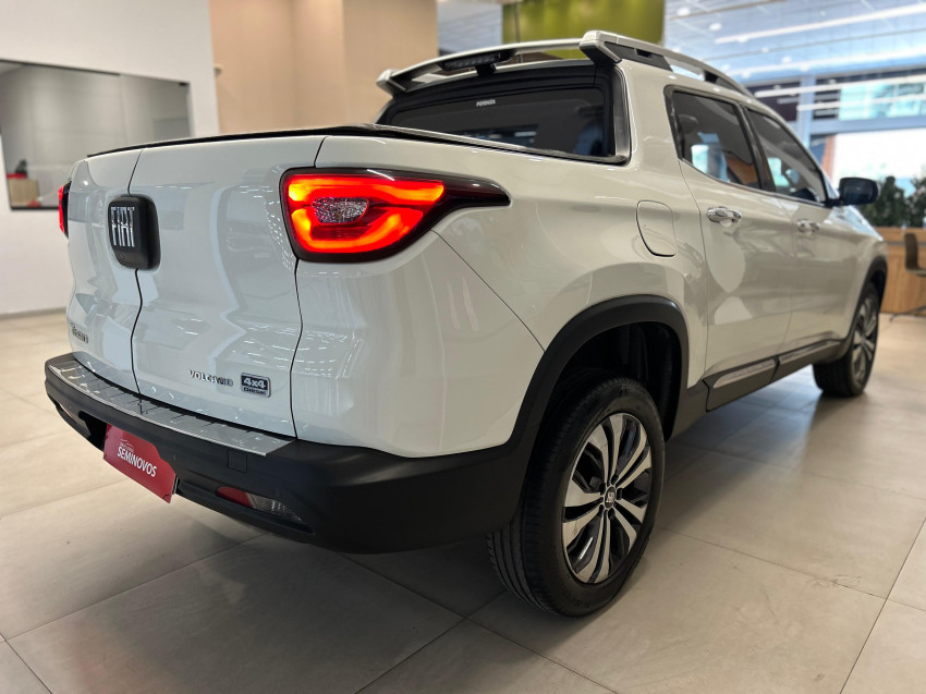 fiat toro 2.0 16v turbo diesel volcano 4wd at9 4p automatico 2022 fiat toro 2.0 16v turbo diesel volcano 4wd at9 4p automatico 2022