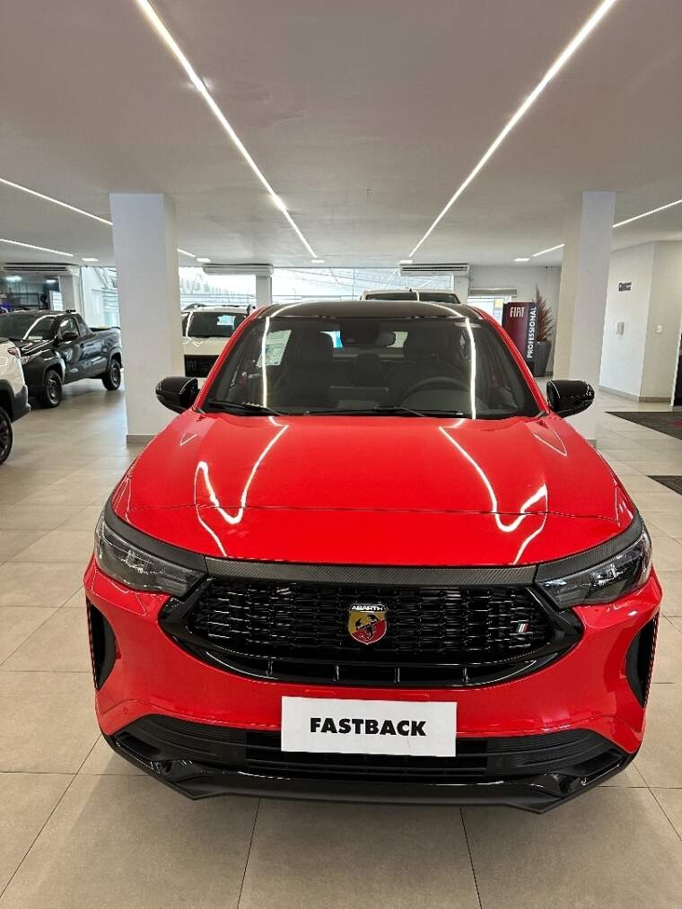 fiat fastback 1.3 turbo 270 flex abarth at6 25/25 0km fiat fastback 1.3 turbo 270 flex abarth at6 25/25 0km