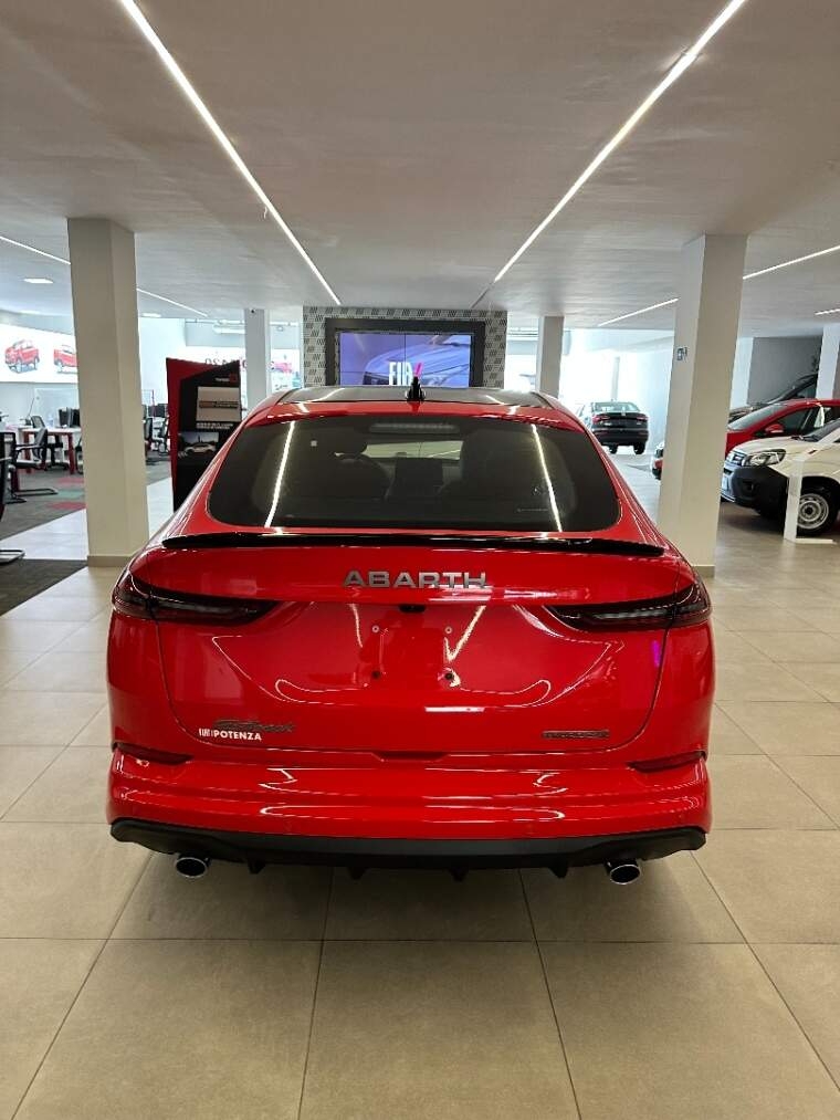 fiat fastback 1.3 turbo 270 flex abarth at6 25/25 0km fiat fastback 1.3 turbo 270 flex abarth at6 25/25 0km