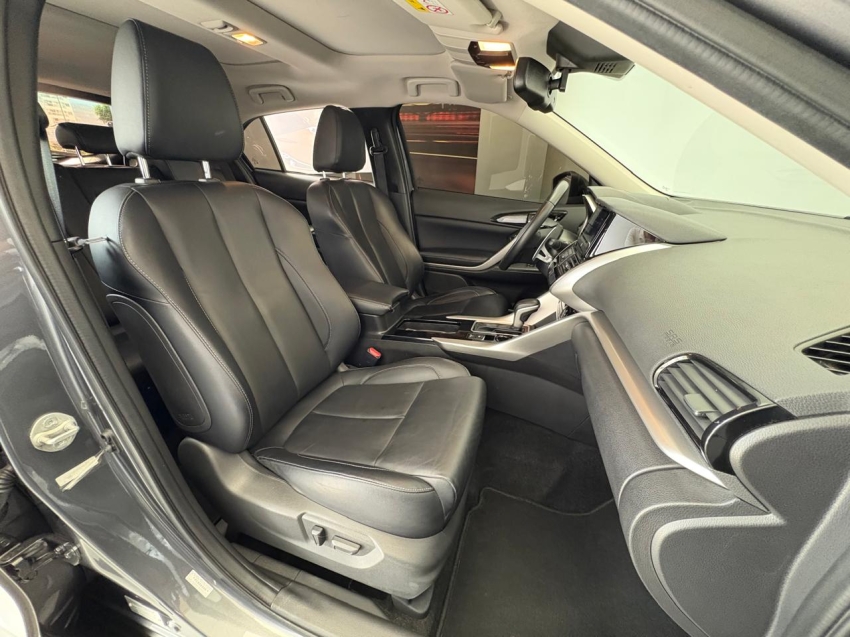 mitsubishi eclipse cross 1.5 mivec turbo gasolina hpe-s cvt flex 4p automatico 2023 mitsubishi eclipse cross 1.5 mivec turbo gasolina hpe-s cvt flex 4p automatico 2023