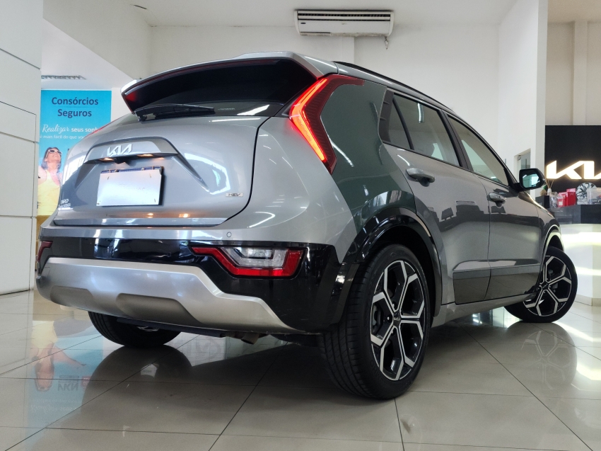 kia niro 1.6 gdi hev sx prestige dct hibrido 4p automatico 2023 kia niro 1.6 gdi hev sx prestige dct hibrido 4p automatico 2023