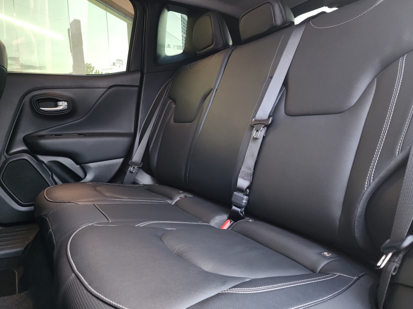 jeep renegade 1.3 t270 turbo flex sahara at6 4p automatico 2025