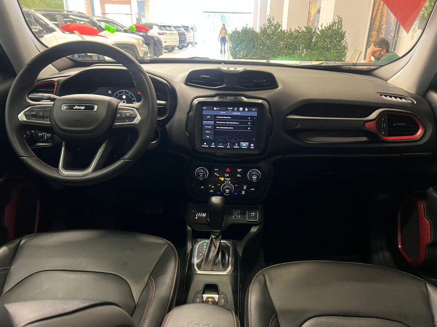 jeep renegade 1.3 t270 turbo flex trailhawk 4x4 at9 4p automatico 2024