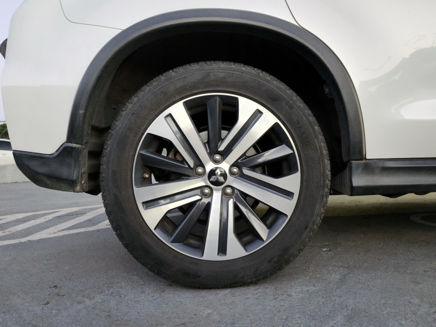 mitsubishi outlander 2.0 mivec gasolina hpe automatico 4p 2021 mitsubishi outlander 2.0 mivec gasolina hpe automatico 4p 2021