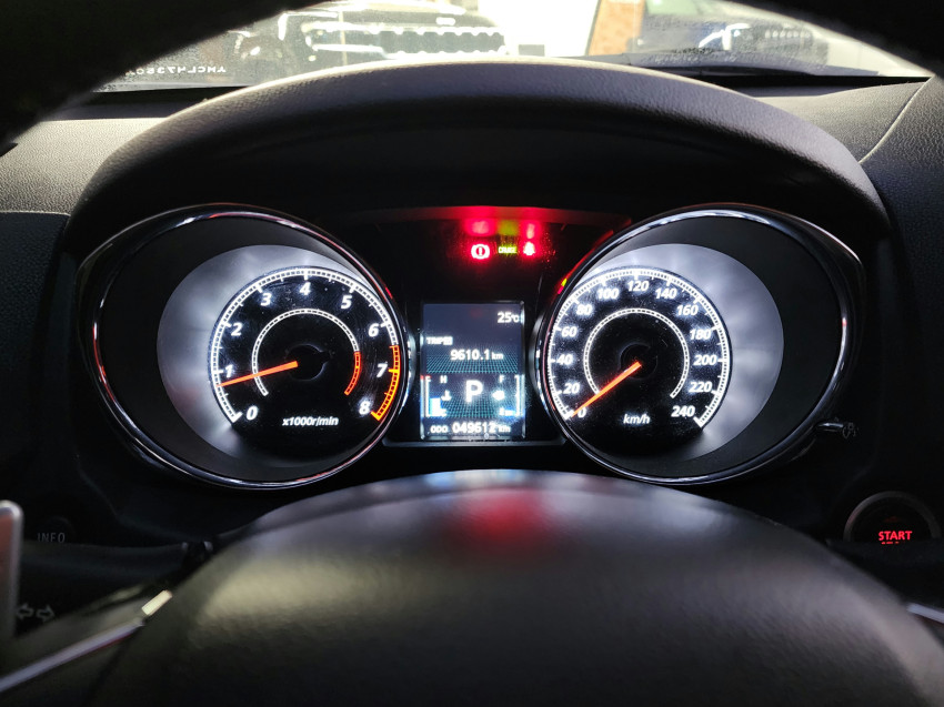 mitsubishi outlander 2.0 mivec gasolina hpe automatico 4p 2021 mitsubishi outlander 2.0 mivec gasolina hpe automatico 4p 2021