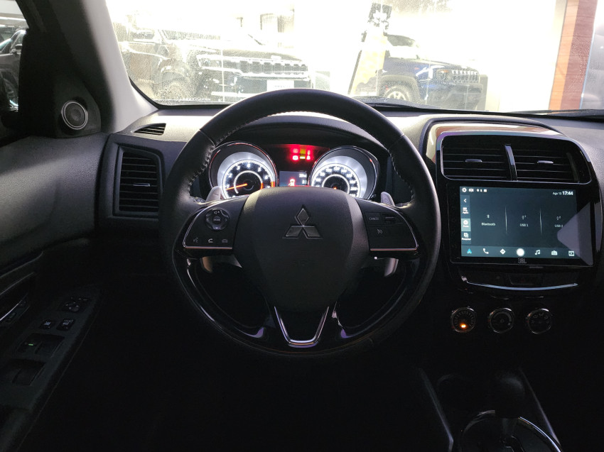 mitsubishi outlander 2.0 mivec gasolina hpe automatico 4p 2021 mitsubishi outlander 2.0 mivec gasolina hpe automatico 4p 2021