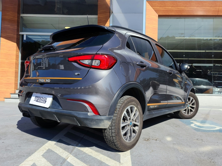fiat argo 1.3 firefly flex trekking cvt 4p automatico 2024 fiat argo 1.3 firefly flex trekking cvt 4p automatico 2024