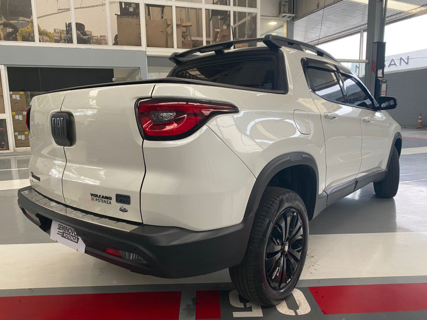 fiat toro 1.3 turbo 270 flex volcano at6 23/24 seminovo fiat toro 1.3 turbo 270 flex volcano at6 23/24 seminovo