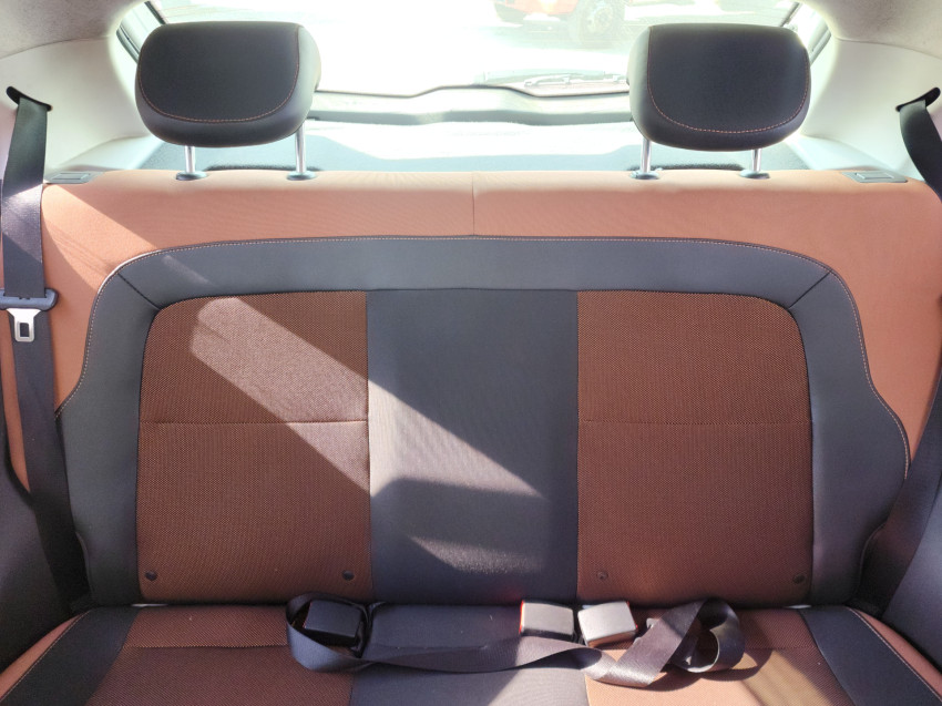 chevrolet onix 1.4 mpfi activ 8v flex 4p man 18/18 seminovo chevrolet onix 1.4 mpfi activ 8v flex 4p man 18/18 seminovo