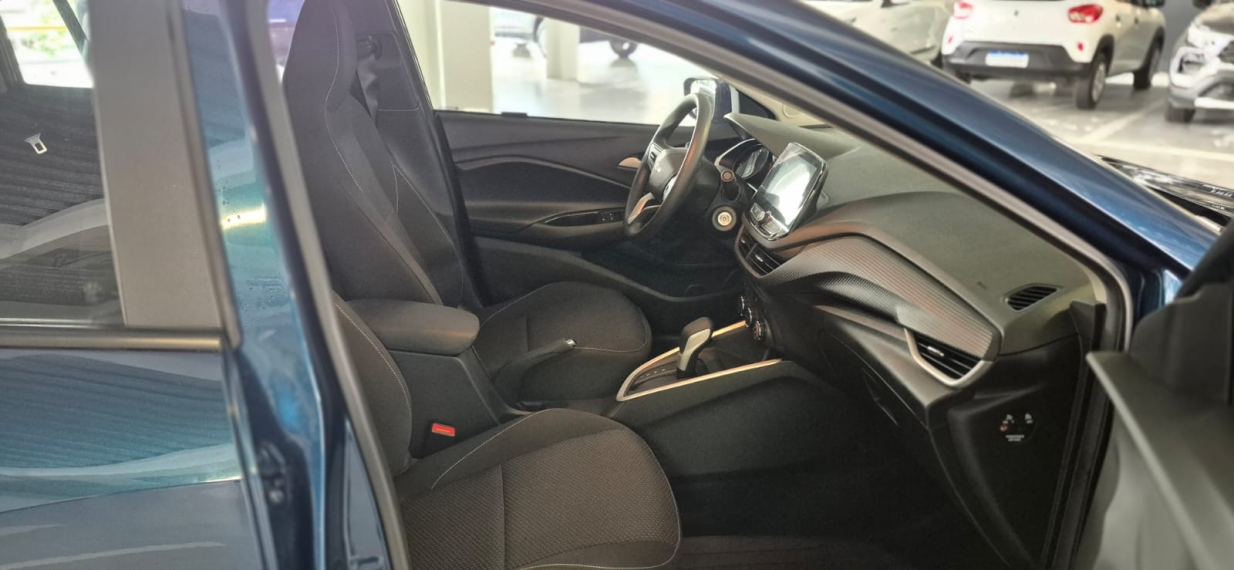 chevrolet onix 1.0 turbo flex lt at 23/24 seminovo6