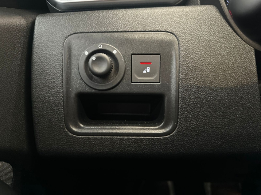 renault duster 1.6 16v sce flex iconic x-tronic 22/23 seminovo renault duster 1.6 16v sce flex iconic x-tronic 22/23 seminovo