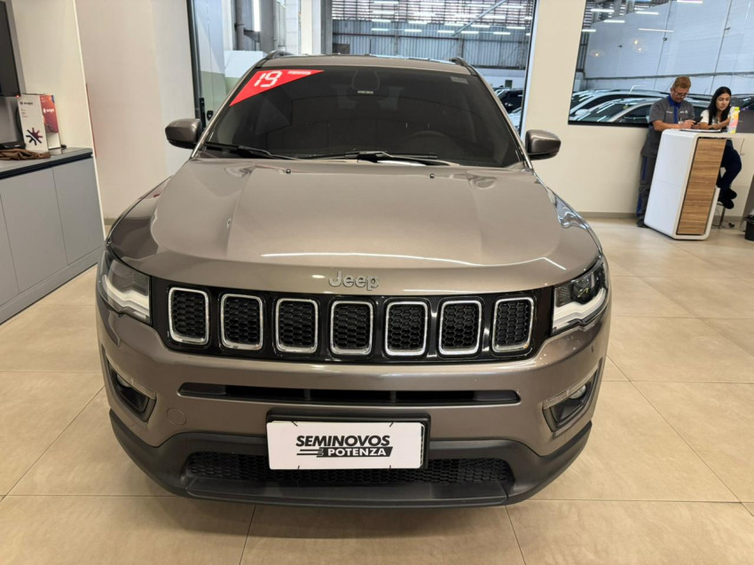 jeep compass 2.0 16v flex sport at 18/19 seminovo jeep compass 2.0 16v flex sport at 18/19 seminovo