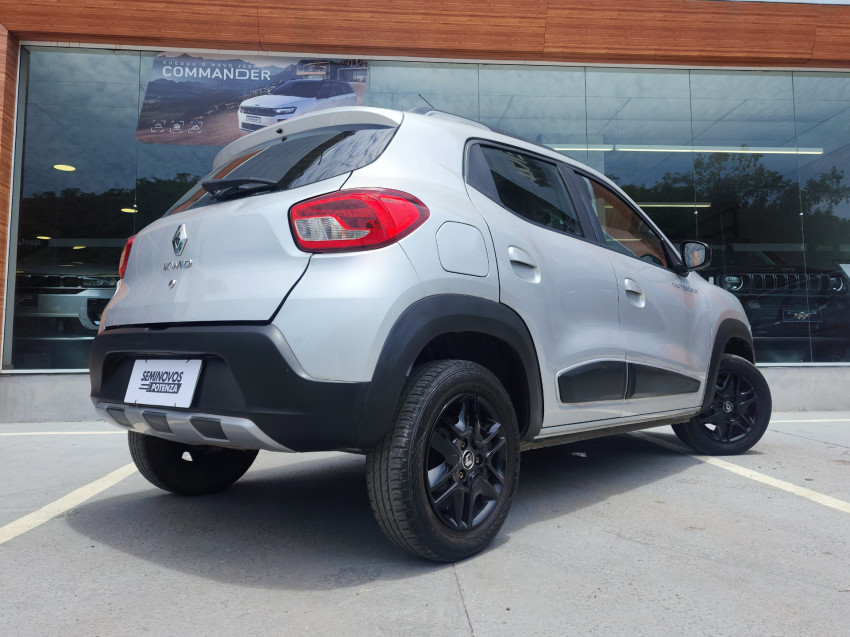 renault kwid 1.0 12v sce flex outsider man 21/22 seminovo4