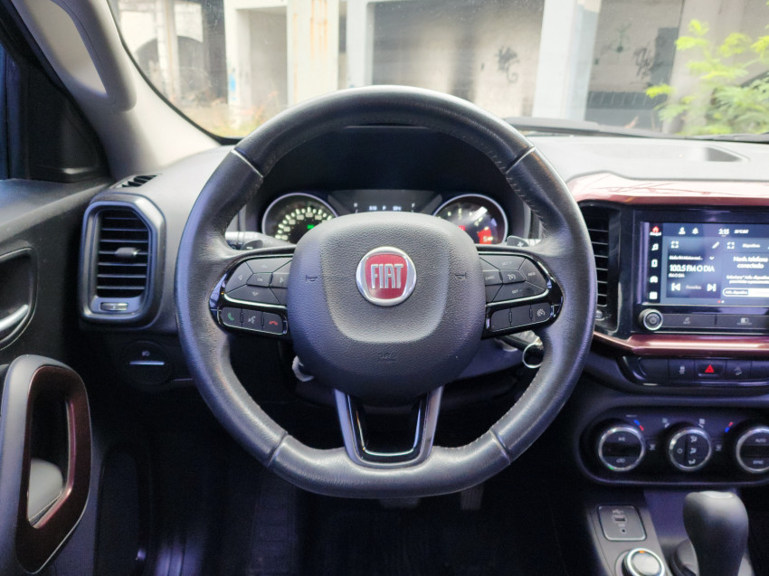 fiat toro 2.0 16v turbo diesel freedom 4wd at9 20/21 seminovo8