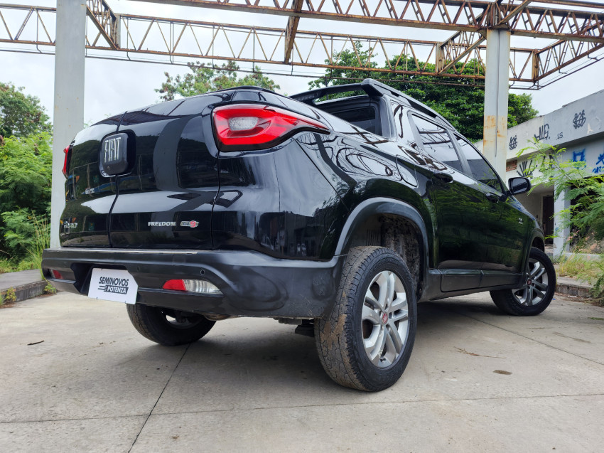 fiat toro 2.0 16v turbo diesel freedom 4wd at9 20/21 seminovo4