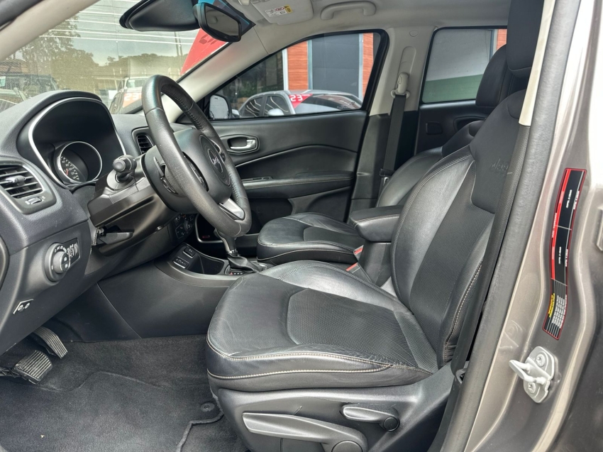jeep compass 2.0 16v flex longitude at 17/18 seminovo6
