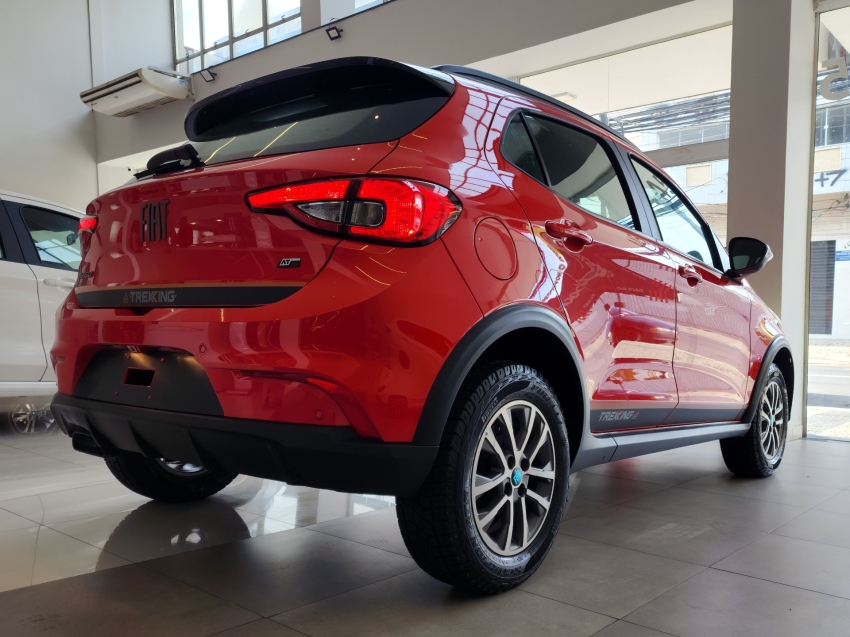 fiat argo 1.3 firefly flex trekking cvt 25/26 0km15